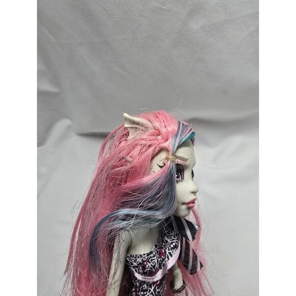 Rochelle Goyle Monster High Doll Ghoul's Night Out 2013 Mattel No Wings - Picture 7 of 12